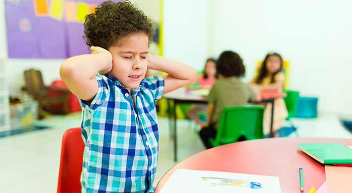 اوتیسم کودک دارای اوتیسم